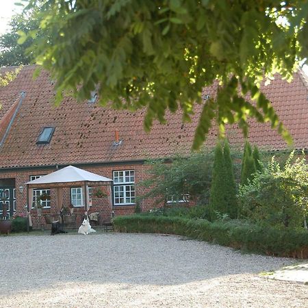 Ostseepferdehof Neukirchen  외부 사진